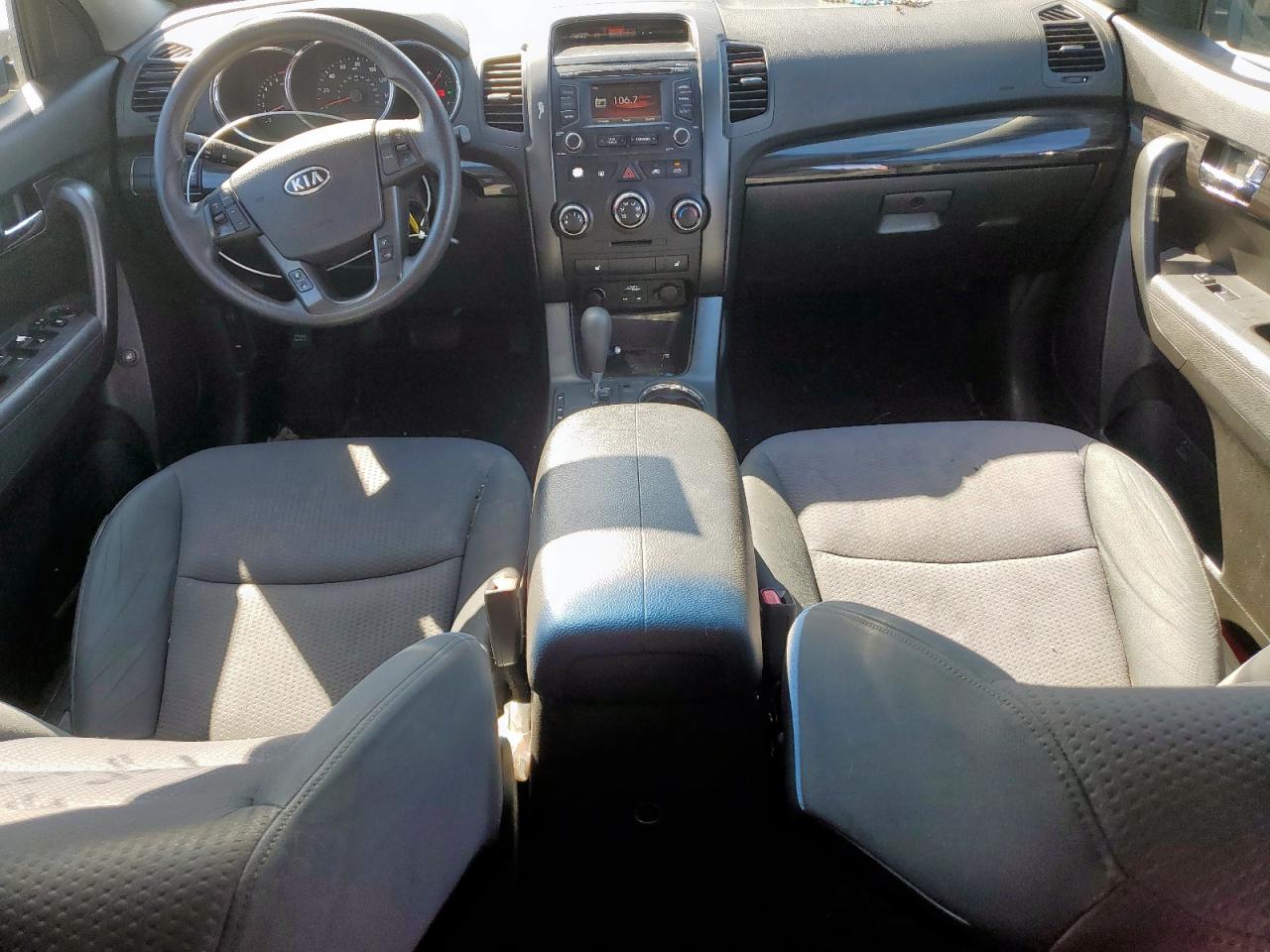 2013 KIA Sorento VIN 5XYKT3A6XDG385538 Copart auction photo, rear end / side damage thumbnail 8