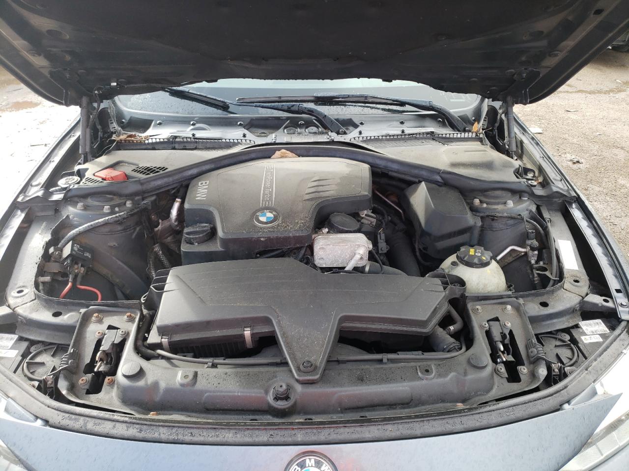 2015 BMW 4er VIN WBA4A7C51FD415695 Copart auction photo, vandalism damage thumbnail 12