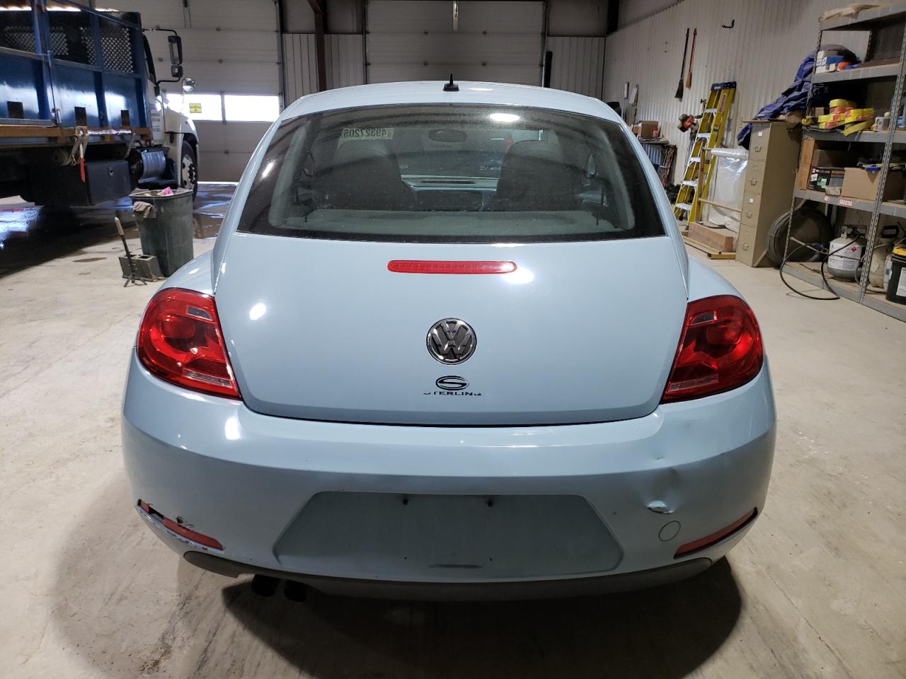 2012 Volkswagen Beetle VIN 3VWJP7ATXCM653046 Copart auction photo, front end damage thumbnail 6