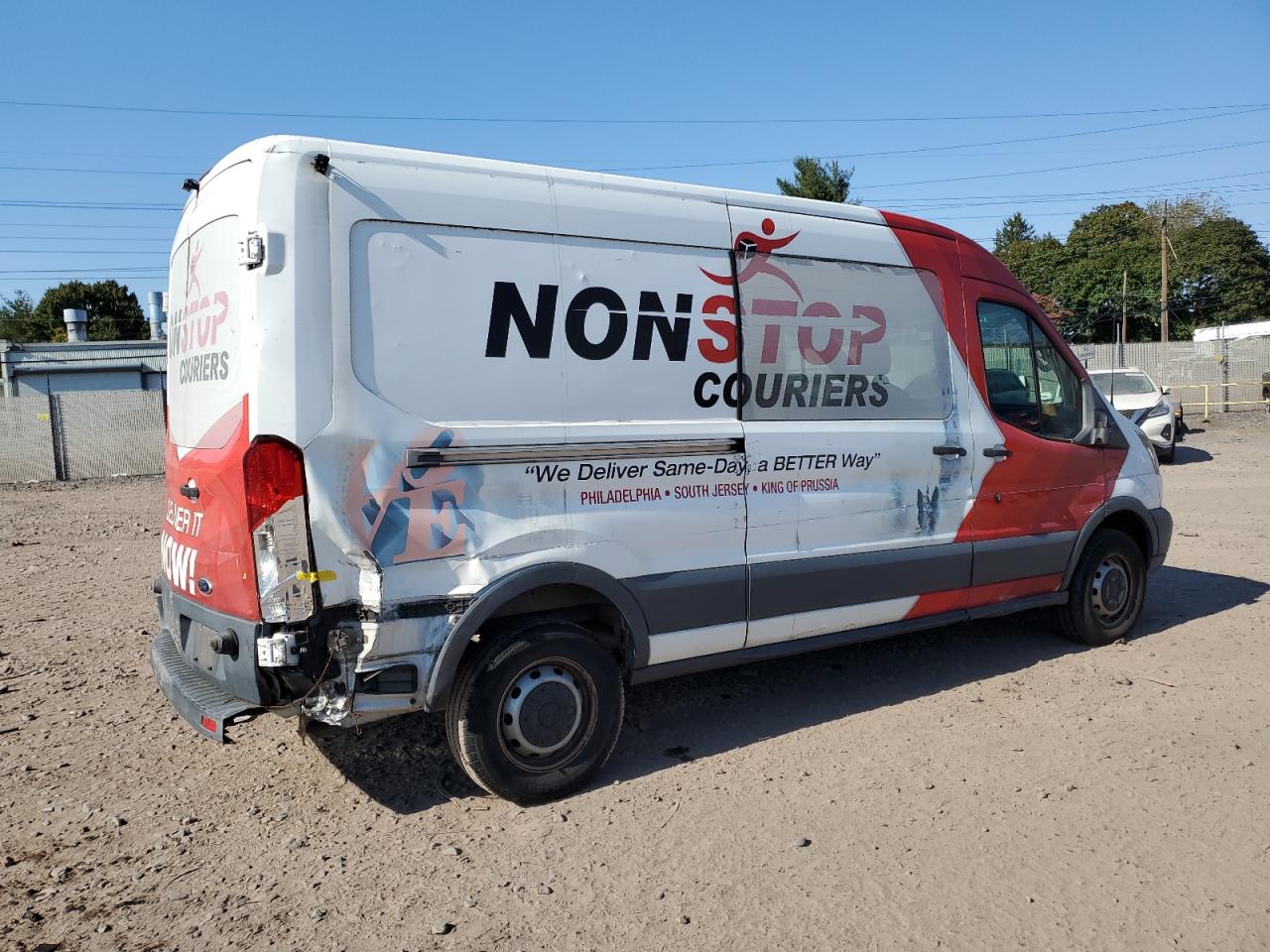 2015 Ford Transit VIN 1FTNR2CM7FKA02508 Copart auction photo, rear end / side damage thumbnail 3