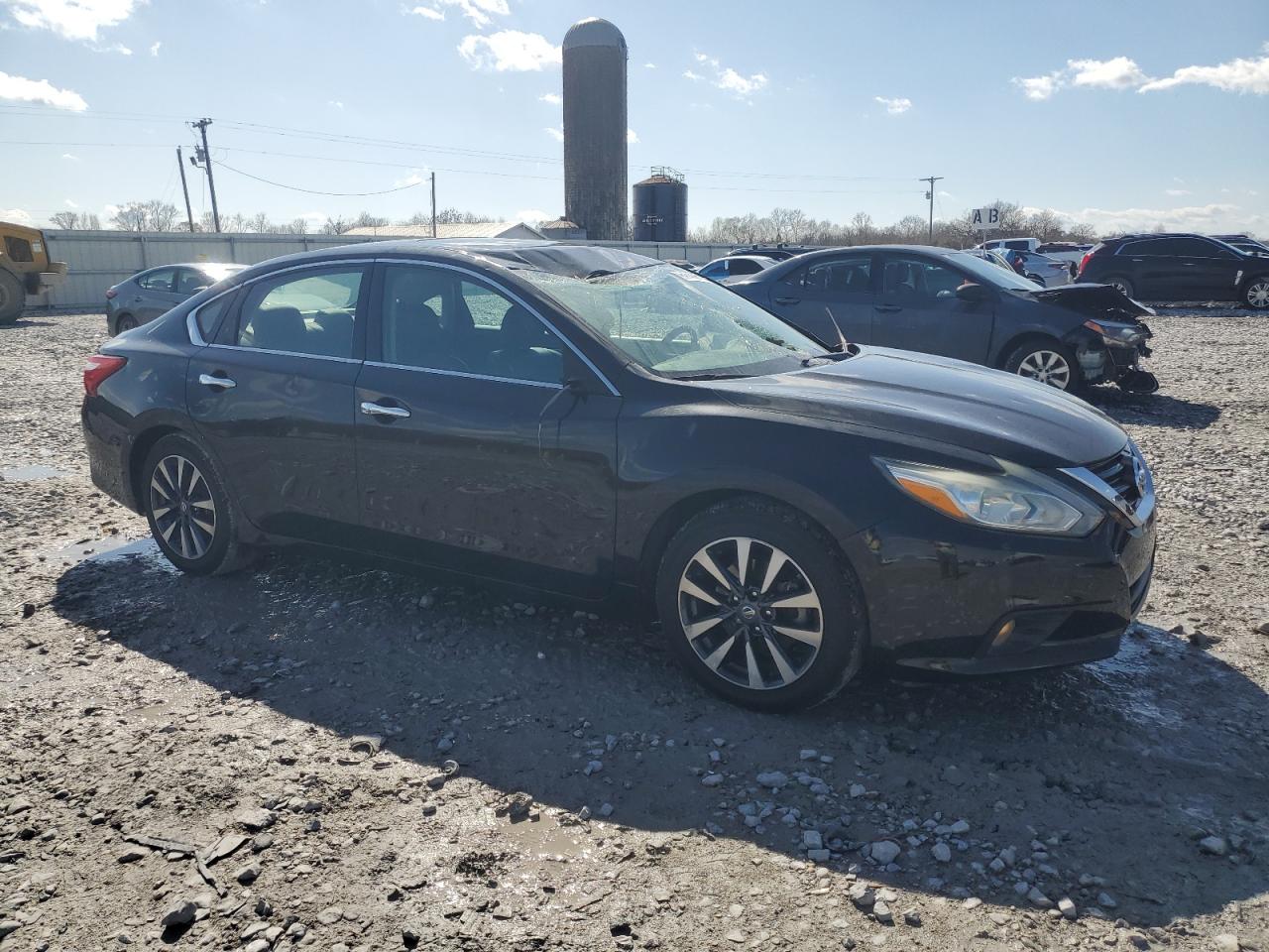 2017 Nissan Altima VIN 1N4AL3AP5HC207525 Copart auction photo, top/roof / minor dent/scratches damage thumbnail 4