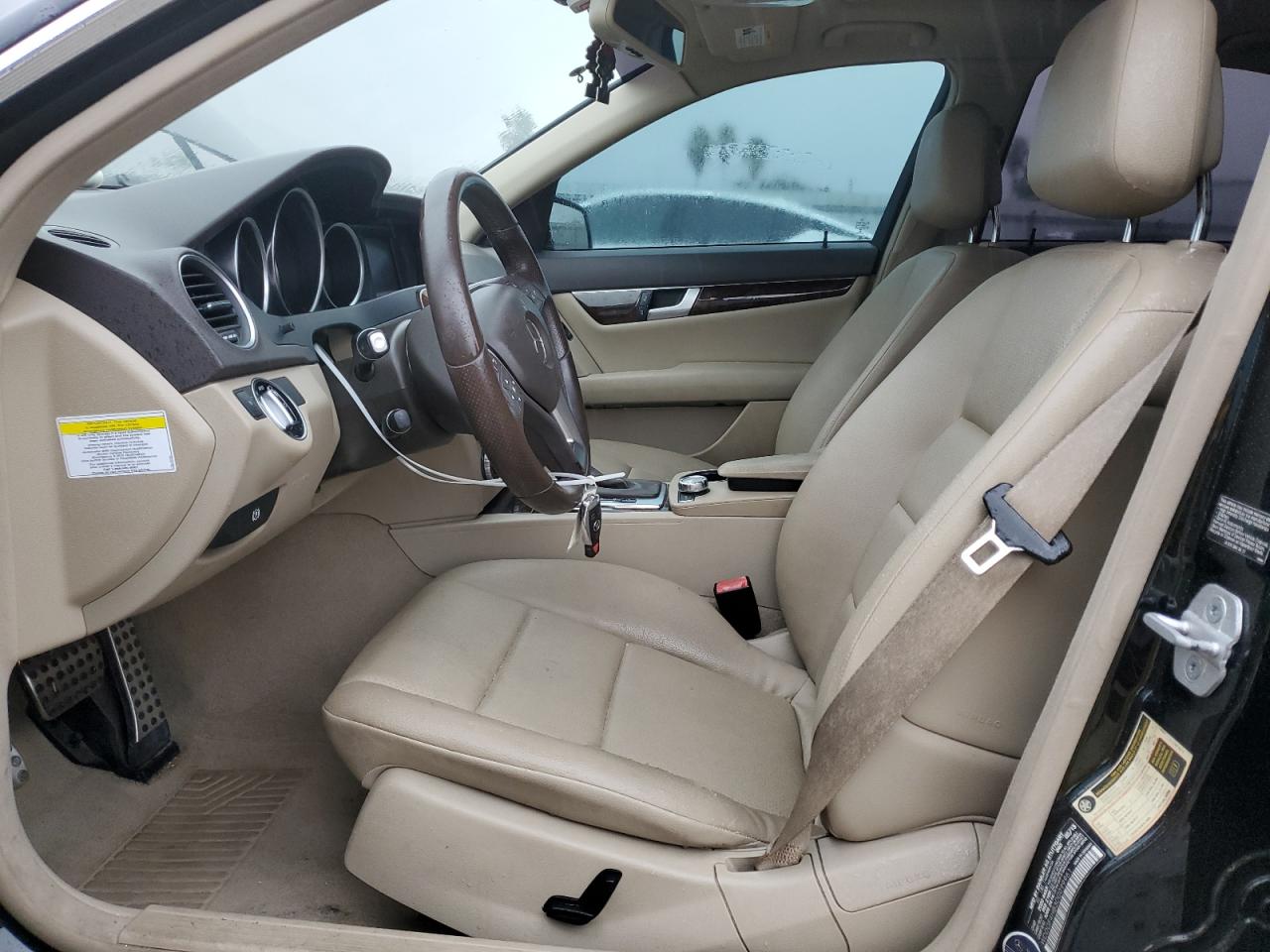 2013 Mercedes-Benz C-klasse VIN WDDGF4HB3DG099961 Copart auction photo, minor dent/scratches damage thumbnail 7