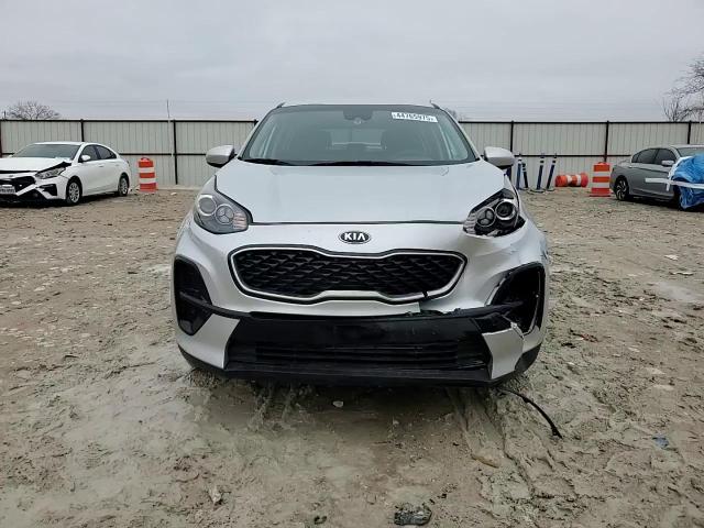 2020 KIA Sportage VIN KNDPM3AC0L7637253 Copart auction photo, front end / minor dent/scratches damage thumbnail 12