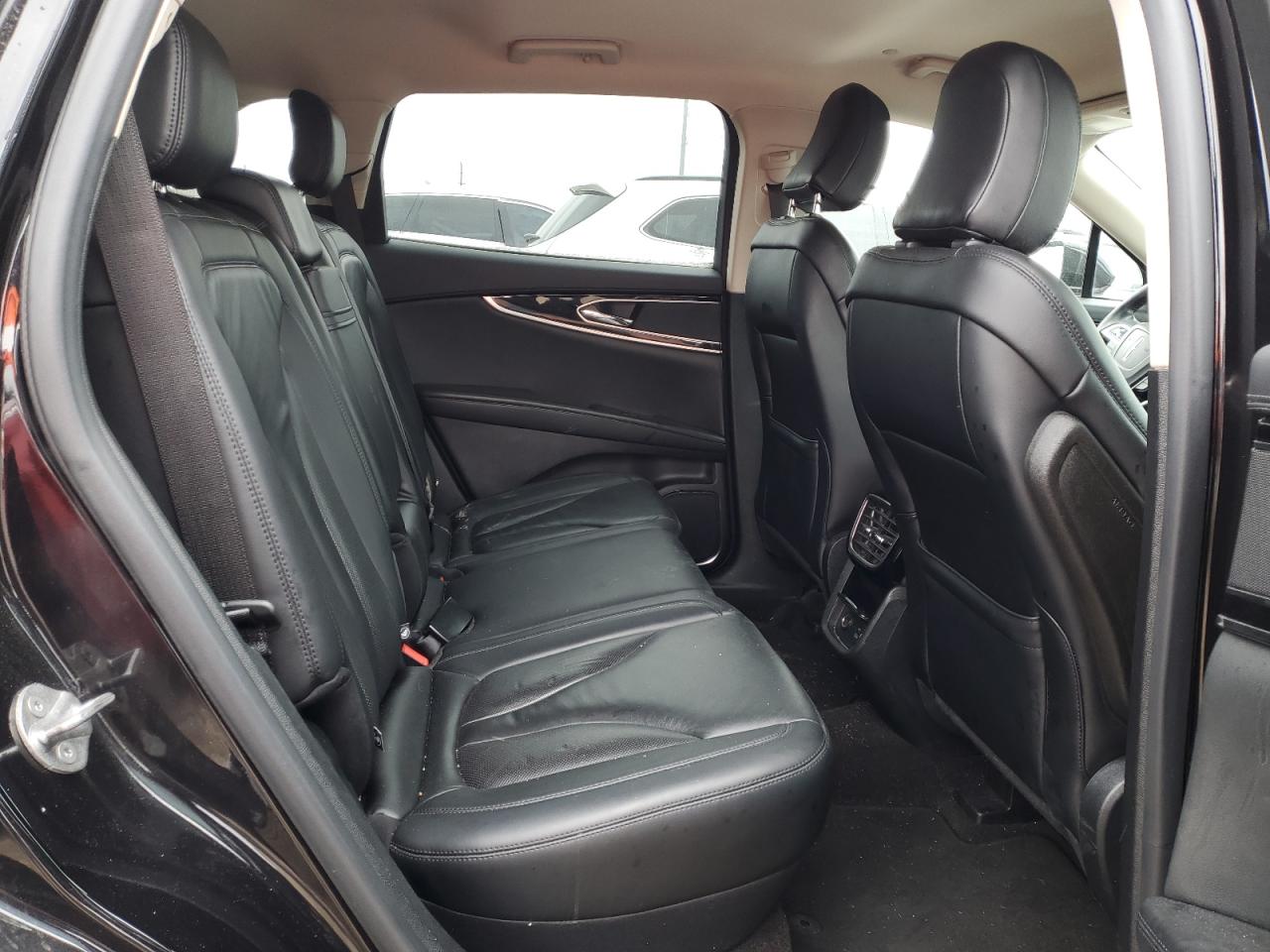 2021 Lincoln Nautilus VIN 2LMPJ8J95MBL08020 Copart auction photo, front end damage thumbnail 11