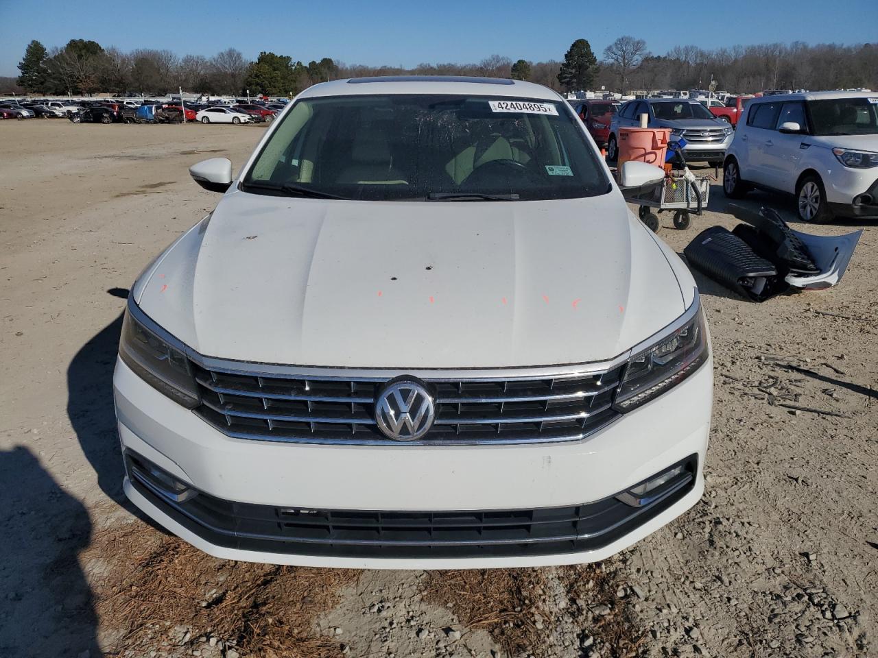 2016 Volkswagen Passat VIN 1VWBS7A31GC064266 Copart auction photo, rear end / minor dent/scratches damage thumbnail 5