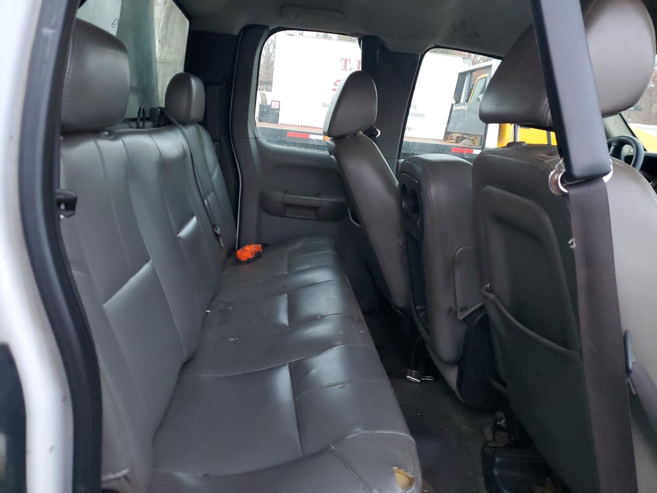2007 Chevrolet Silverado VIN 1GBJC39K87E559279 Copart auction photo, side damage thumbnail 10