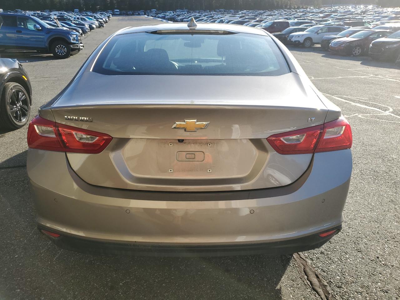 2023 Chevrolet Malibu VIN 1G1ZD5ST9PF190431 Copart auction photo, front end / minor dent/scratches damage thumbnail 6