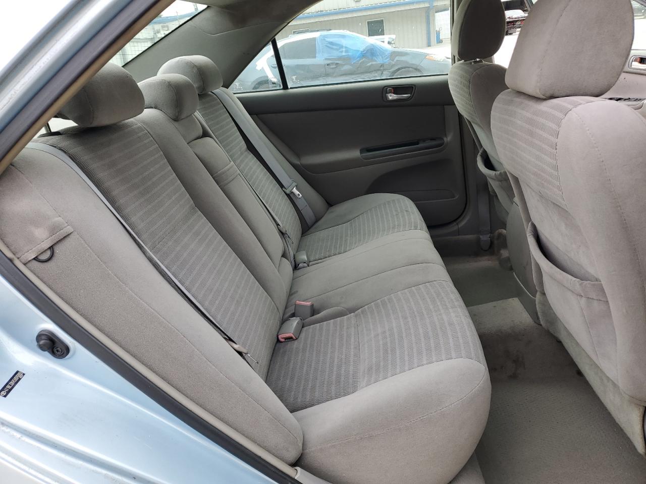 2005 Toyota Camry VIN 4T1BE32K45U976093 Copart auction photo, burn damage thumbnail 10