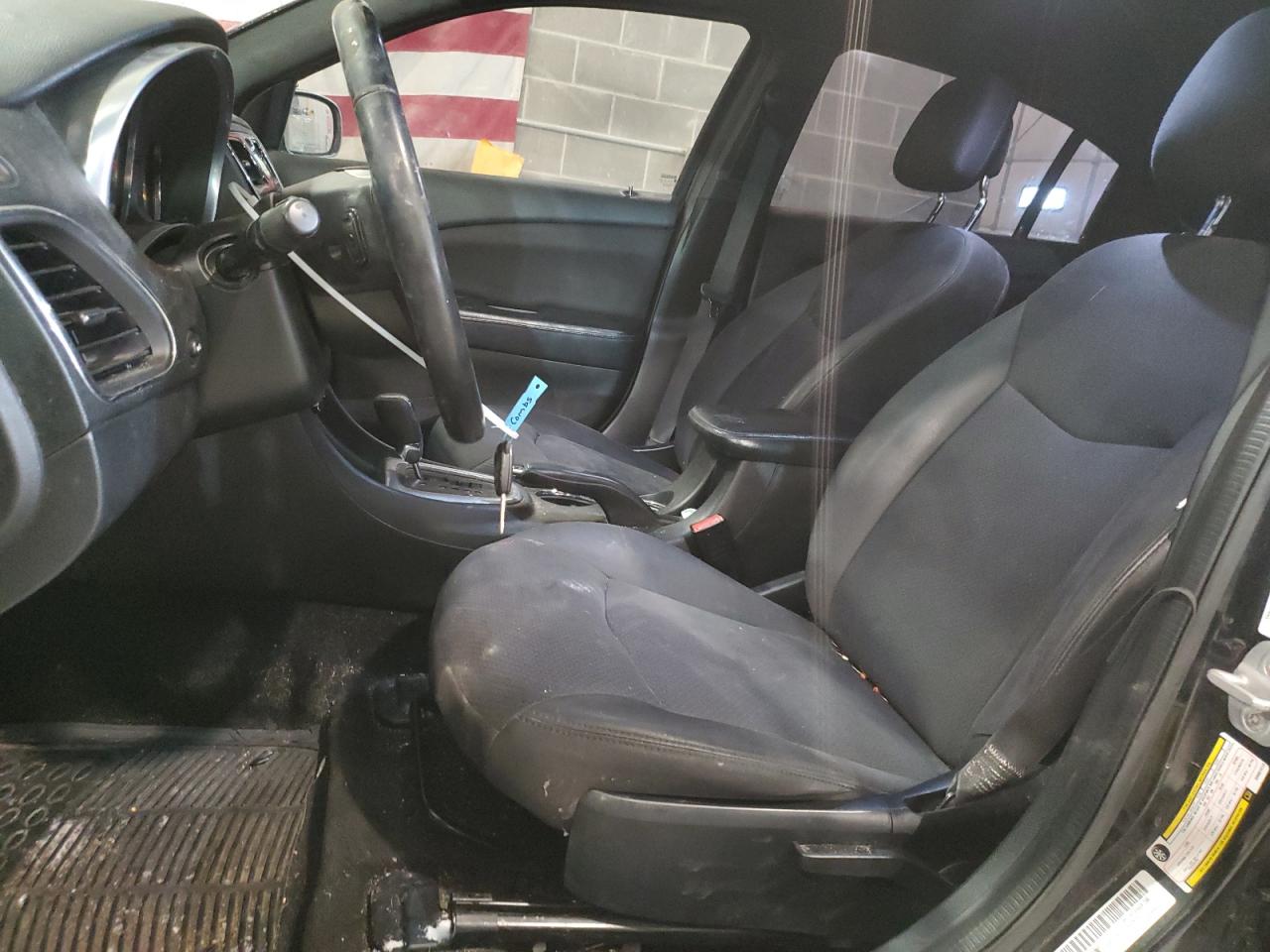 2013 Chrysler 200 VIN 1C3CCBBB3DN601513 Copart auction photo, front end / minor dent/scratches damage thumbnail 7