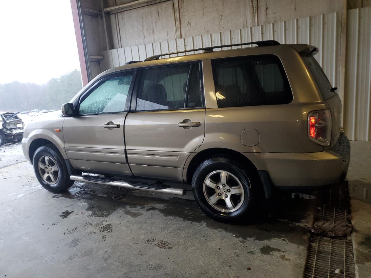 2008 Honda Pilot VIN 5FNYF285X8B025885 Copart auction photo, front end damage thumbnail 2