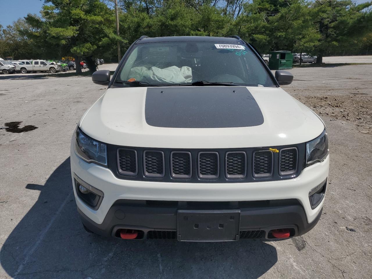 2019 Jeep Compass VIN 3C4NJDDB6KT668221 Copart auction photo, side / front end damage thumbnail 5