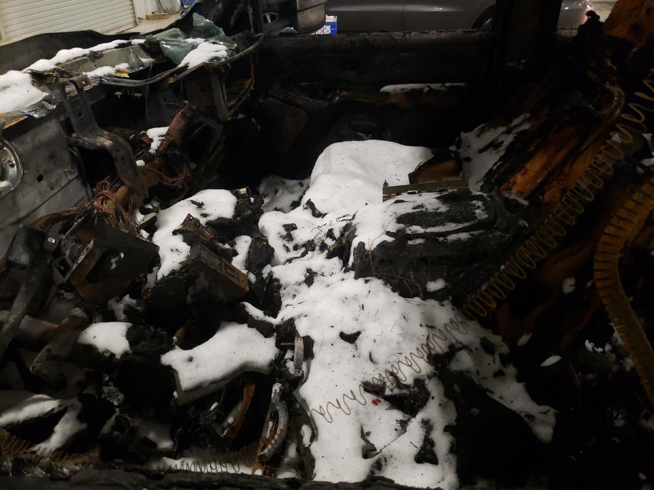 2006 Chevrolet Silverado VIN 1GCHK23D46F187644 Copart auction photo, burn damage thumbnail 7