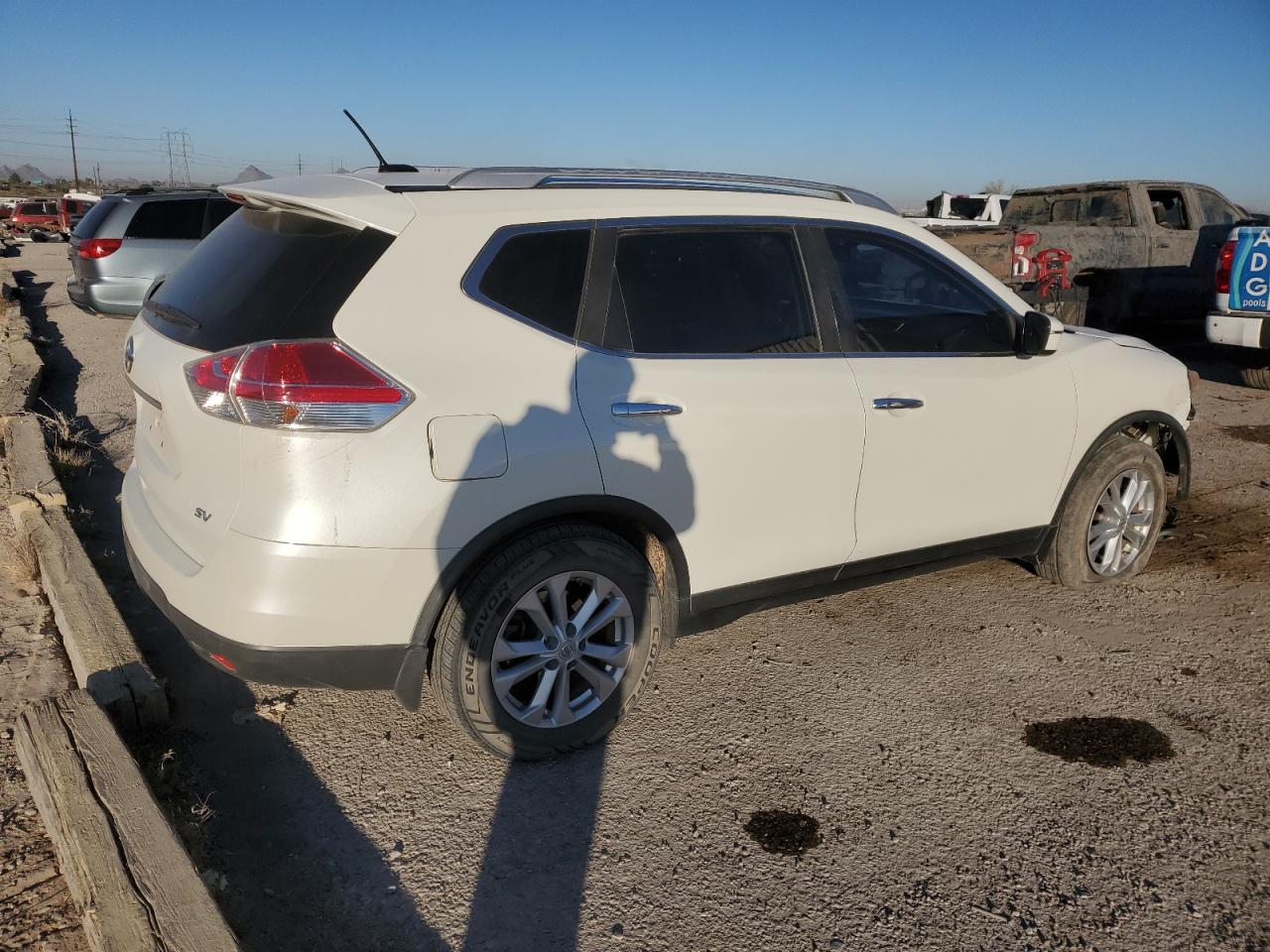 2016 Nissan Rogue VIN KNMAT2MT1GP643907 Copart auction photo, front end damage thumbnail 3