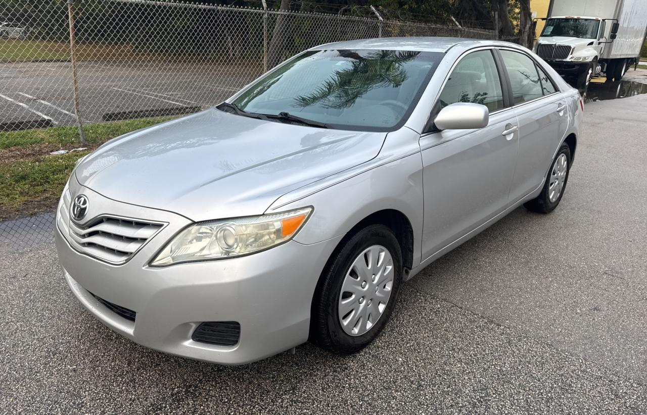 2011 Toyota Camry VIN 4T1BF3EK8BU651936 Copart auction photo, normal wear / minor dent/scratches damage thumbnail 2