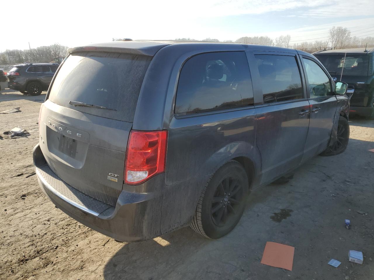 2019 Dodge Caravan VIN 2C4RDGEG6KR670817 Copart auction photo, side damage thumbnail 3