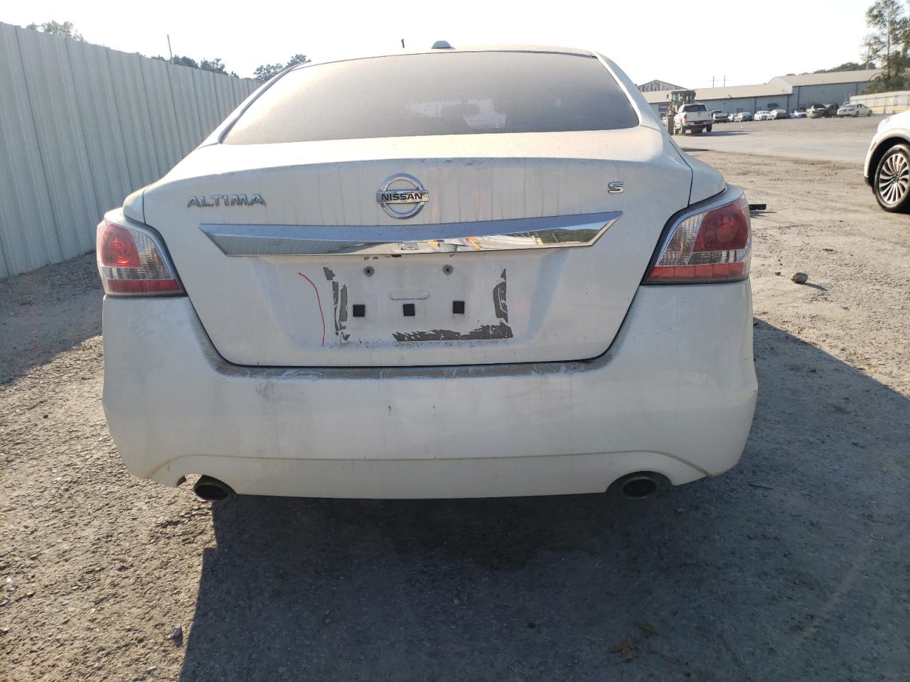 2015 Nissan Altima VIN 1N4AL3AP5FN863337 Copart auction photo, all over damage thumbnail 6