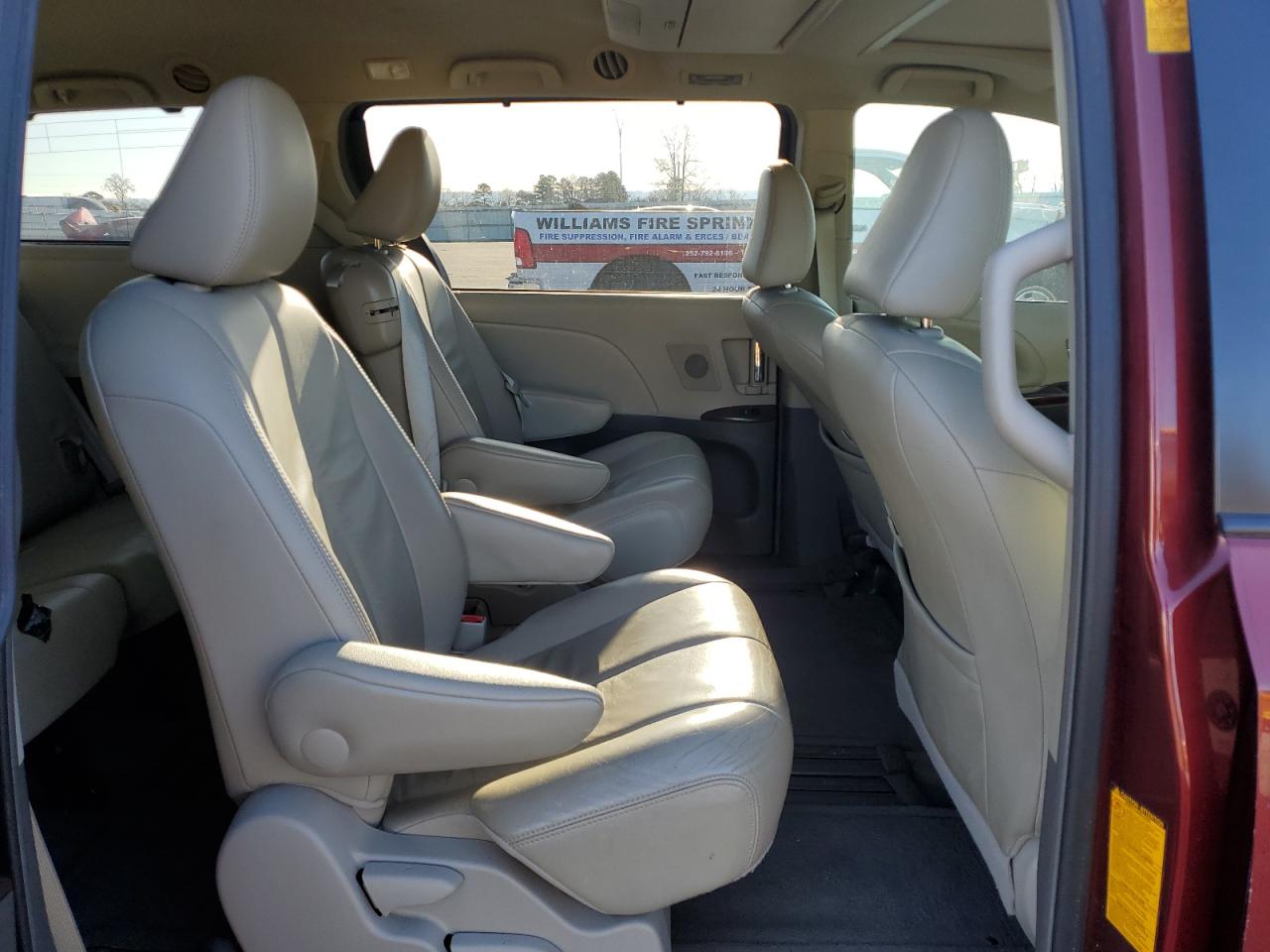 2014 Toyota Sienna VIN 5TDYK3DC2ES471543 Copart auction photo, front end damage thumbnail 12