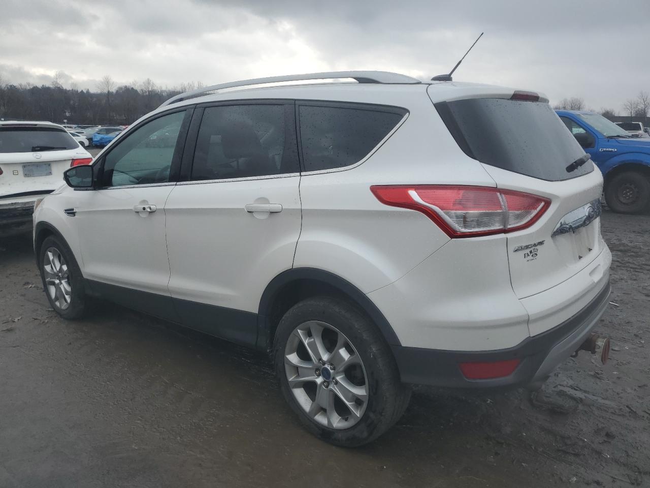 2014 Ford Escape VIN 1FMCU9J91EUD48193 Copart auction photo, mechanical / minor dent/scratches damage thumbnail 2