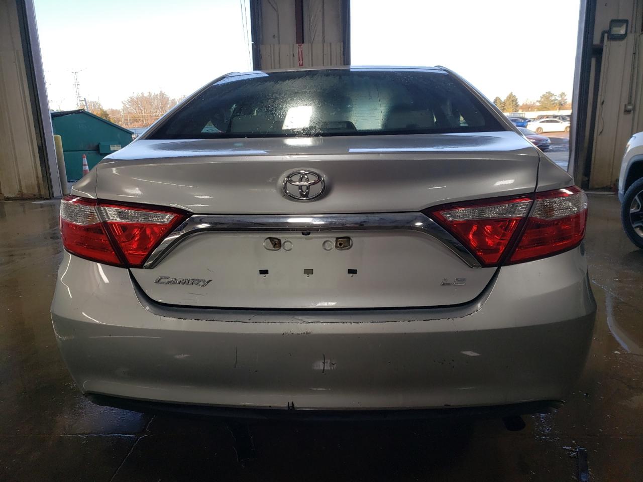 2015 Toyota Camry VIN 4T4BF1FK5FR485101 Copart auction photo, front end damage thumbnail 6
