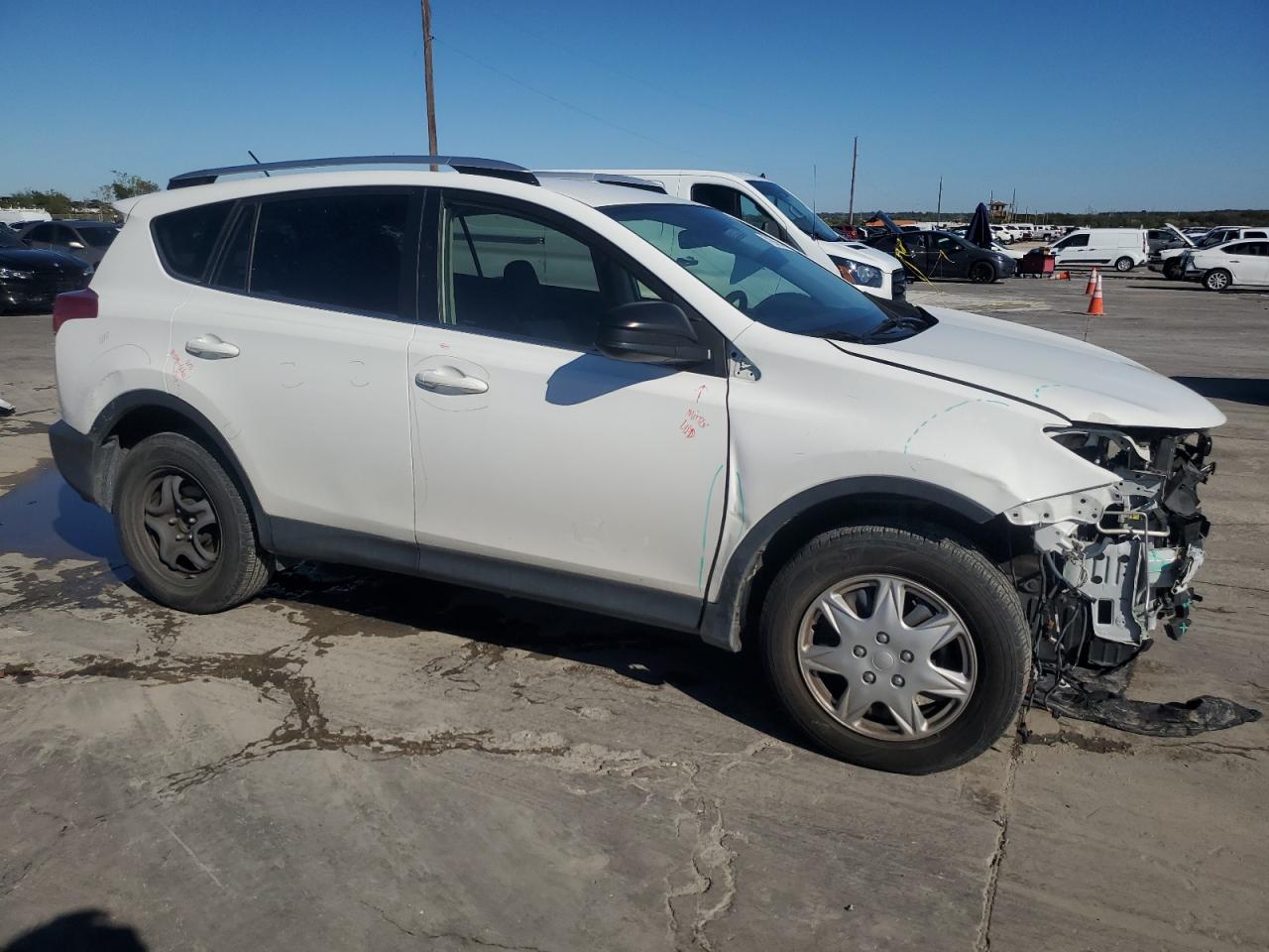 2015 Toyota RAV 4 VIN JTMZFREV3FJ028652 Copart auction photo, front end / side damage thumbnail 4