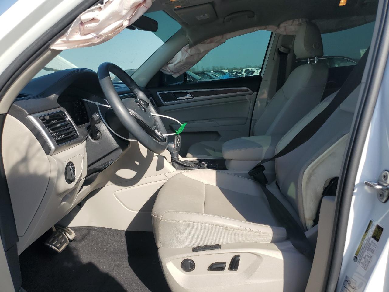 2019 Volkswagen Atlas VIN 1V2RR2CA5KC514018 Copart auction photo, rear end damage thumbnail 7