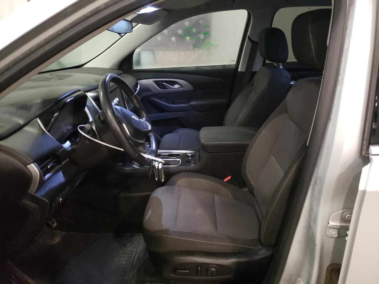 2019 Chevrolet Traverse VIN 1GNEVGKW3KJ281815 Copart auction photo, front end / side damage thumbnail 7