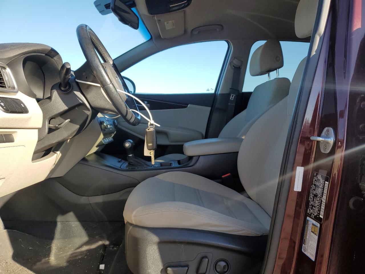 2017 KIA Sorento VIN 5XYPG4A30HG236888 Copart auction photo, minor dent/scratches damage thumbnail 7