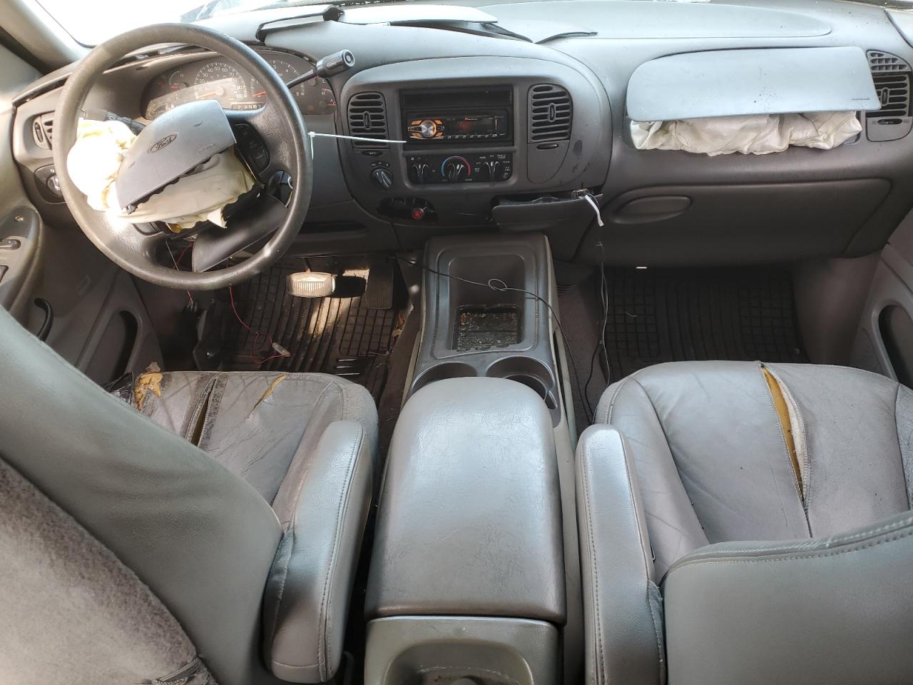 1999 Ford Expedition VIN 1FMPU18LXXLB36177 Copart auction photo, front end damage thumbnail 8