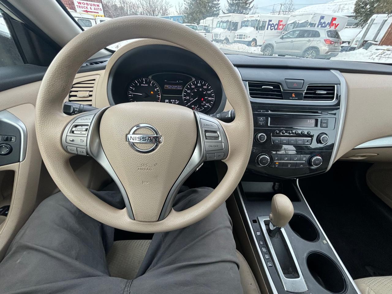 2015 Nissan Altima VIN 1N4AL3AP5FC102657 Copart auction photo, normal wear damage thumbnail 9