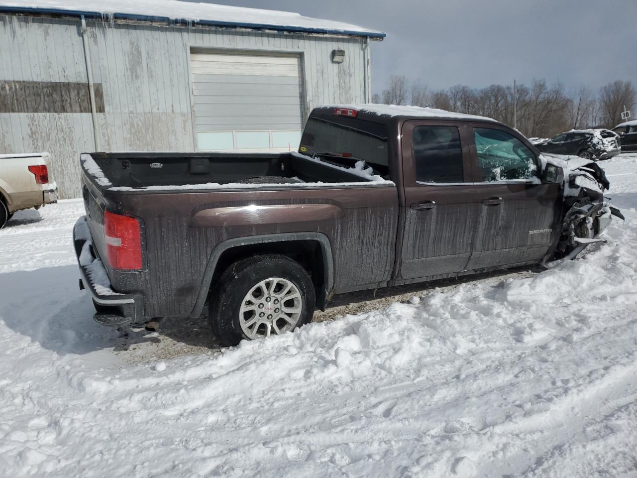 2016 GMC Sierra VIN 1GTV2MEC5GZ263293 Copart auction photo, front end / side damage thumbnail 3