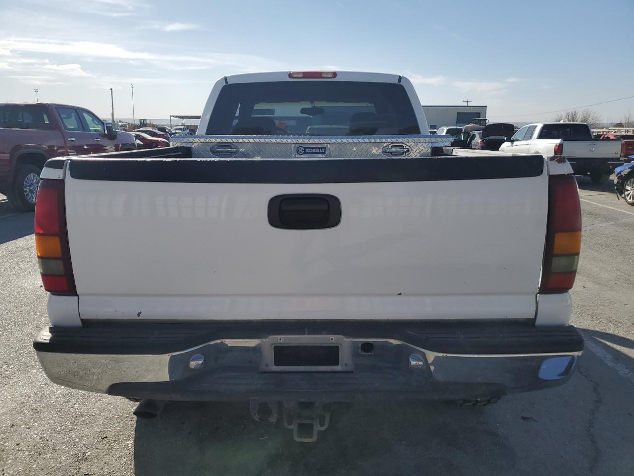 1999 Chevrolet Silverado VIN 2GCEK19V8X1282245 Copart auction photo, front end / minor dent/scratches damage thumbnail 6