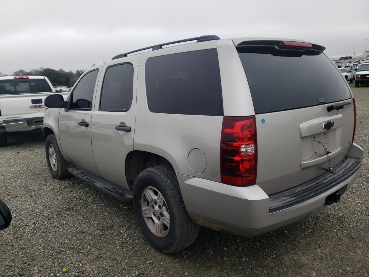 2008 Chevrolet Tahoe VIN 1GNFC13028R200752 Copart auction photo, front end damage thumbnail 2