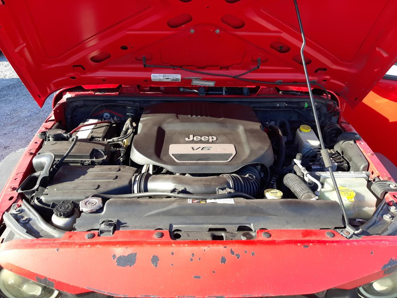 2015 Jeep Wrangler VIN 1C4HJWDG8FL502353 Copart auction photo, minor dent/scratches damage thumbnail 11