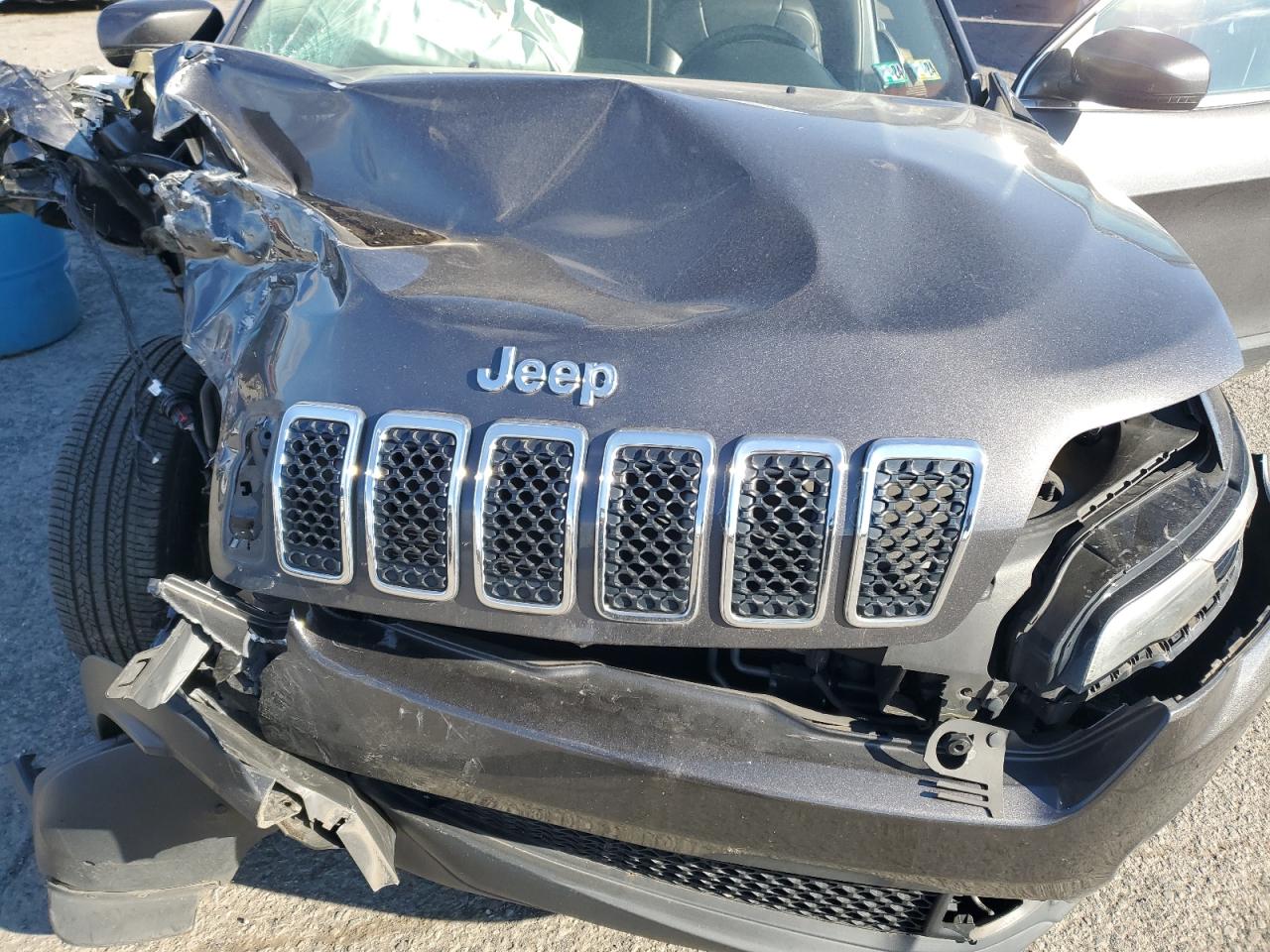 2019 Jeep Grand Cherokee VIN 1C4PJMLB8KD454847 Copart auction photo, front end / side damage thumbnail 13