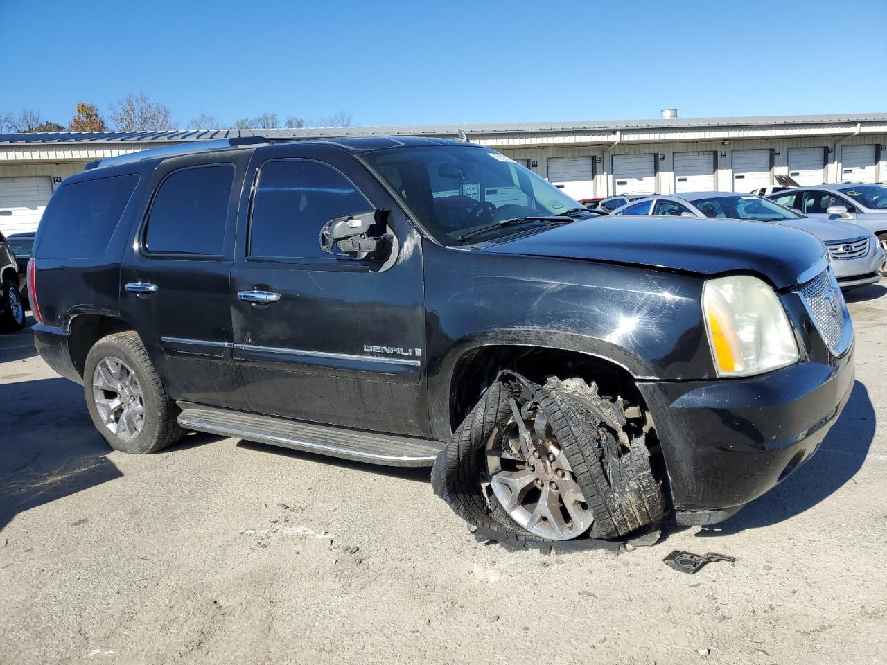2007 GMC Yukon VIN 1GKFK63857J159808 Copart auction photo, front end damage thumbnail 4