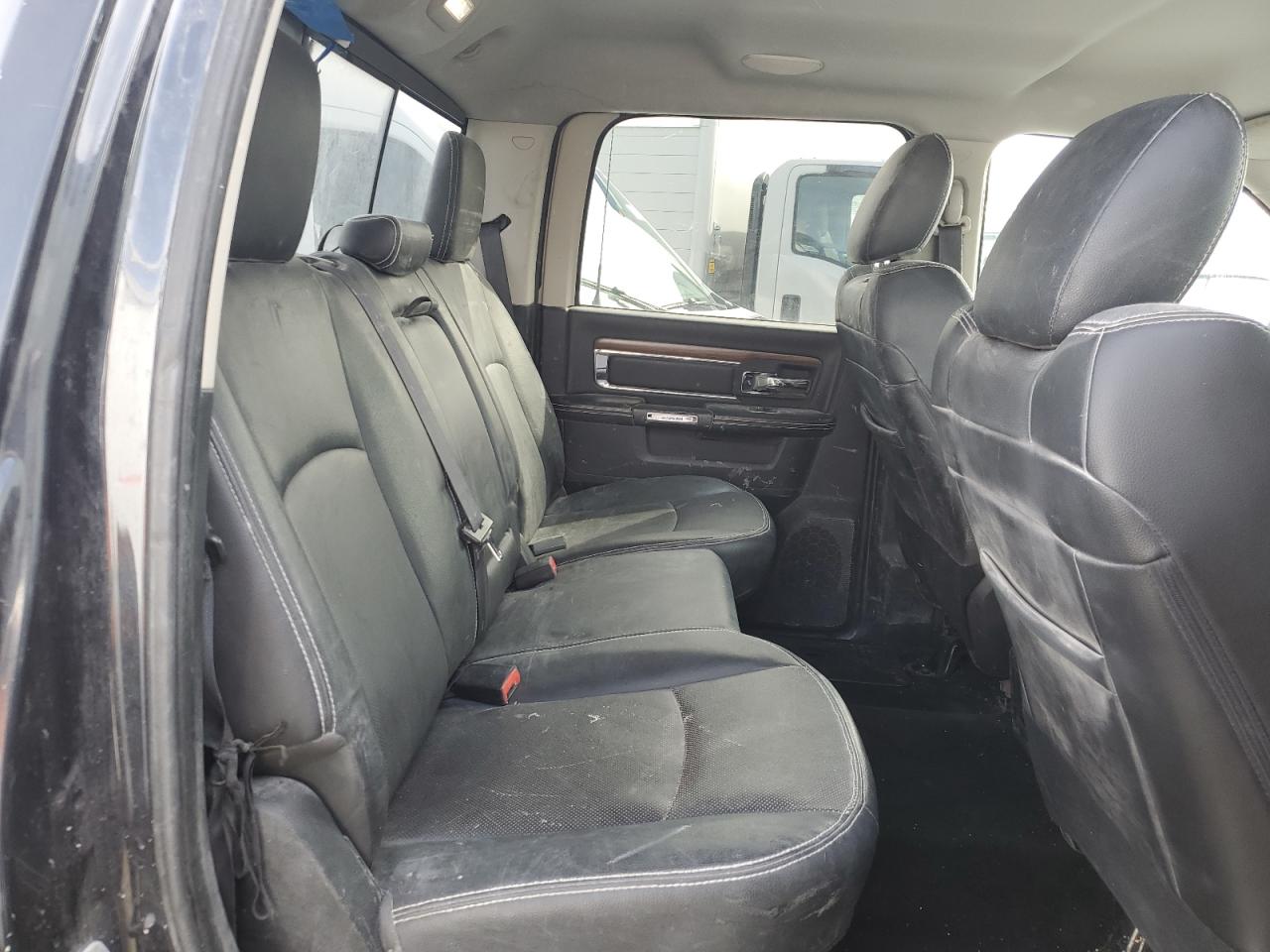 2015 RAM 3500 VIN 3C63RRJL2FG609716 Copart auction photo, rear end damage thumbnail 10