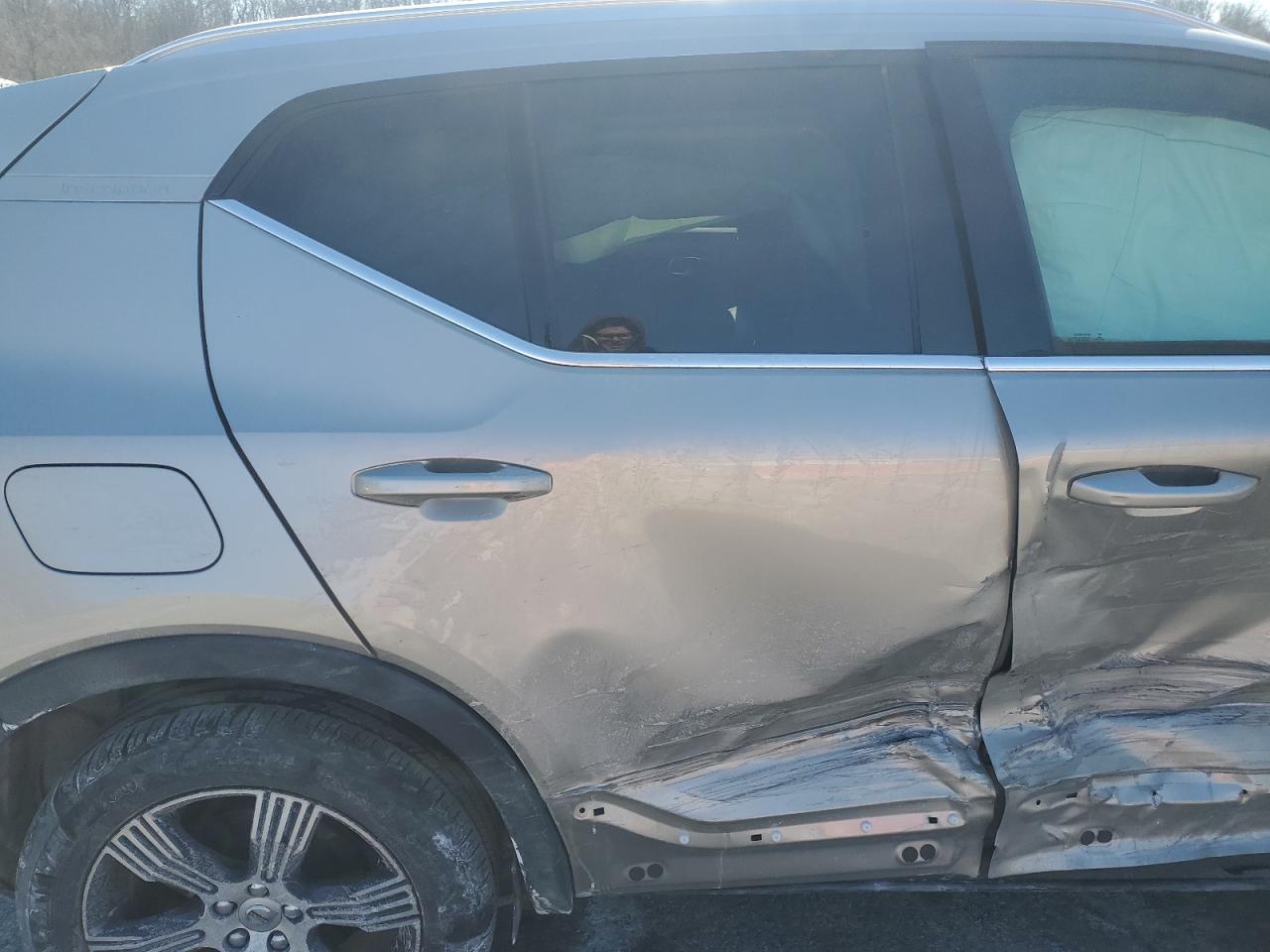 2019 Volvo XC40 VIN YV4162UL5K2056538 Copart auction photo, all over damage thumbnail 11