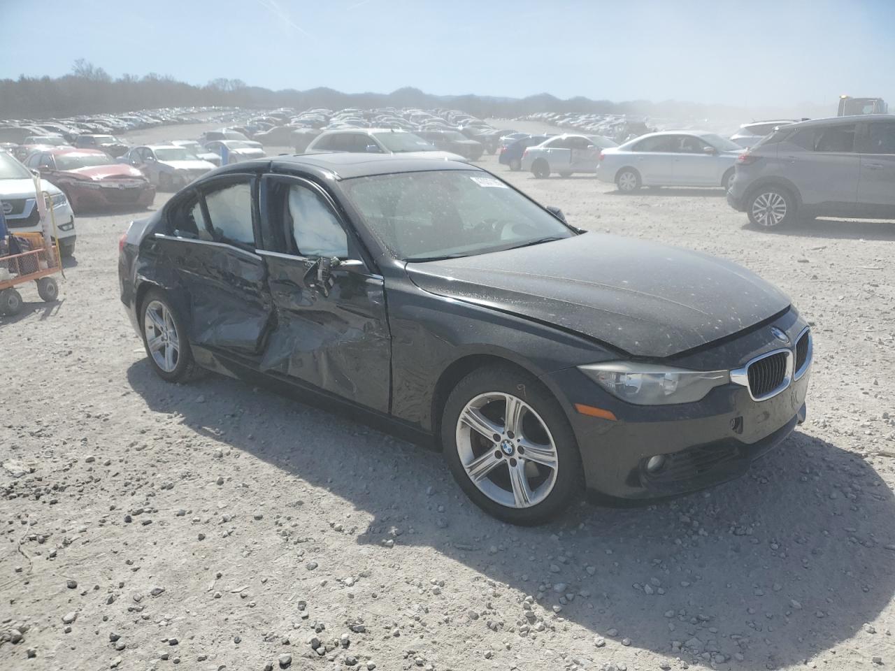 2015 BMW 3er VIN WBA3A5G5XFNP34503 Copart auction photo, side / undercarriage damage thumbnail 4