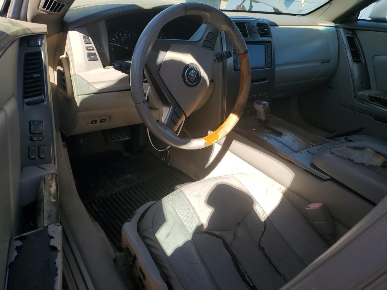 2005 Cadillac XLR VIN 1G6YV34A255602565 Copart auction photo, water/flood / minor dent/scratches damage thumbnail 8