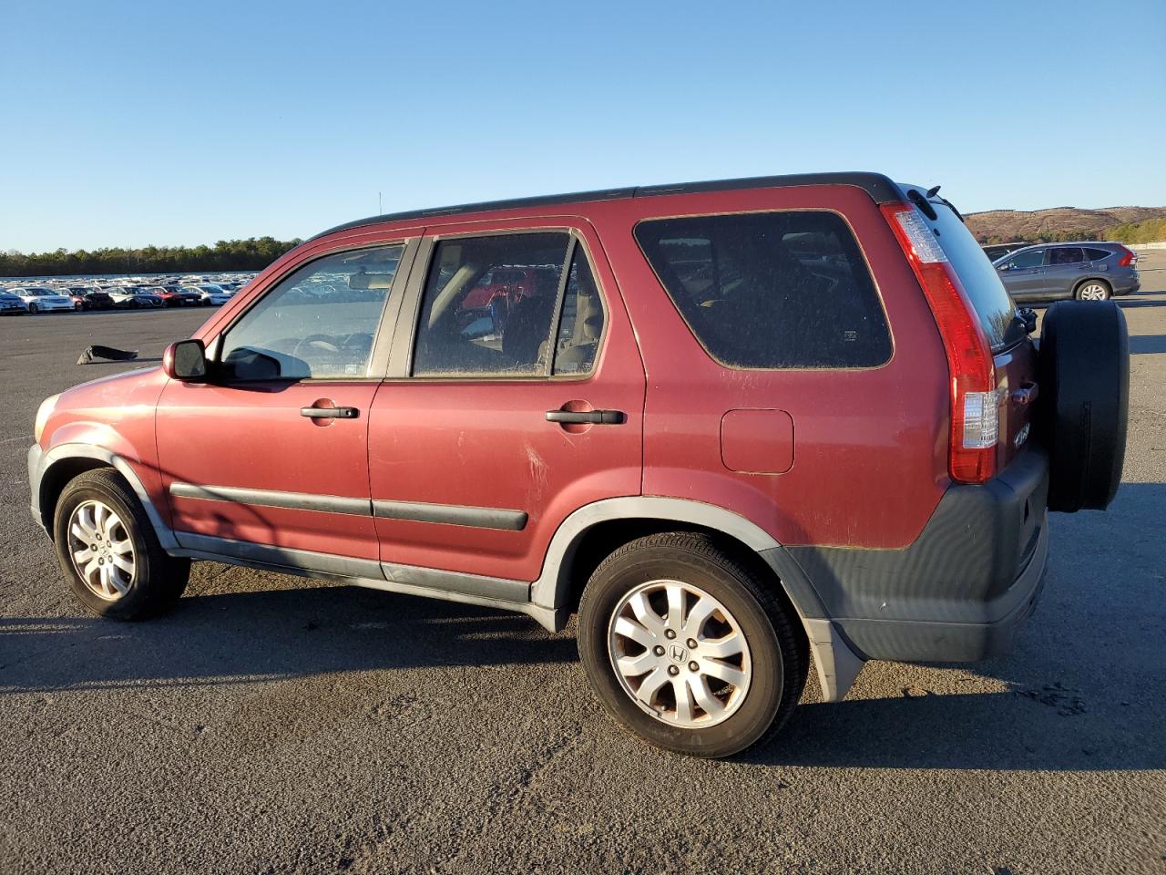2005 Honda CR-V VIN JHLRD78855C033745 Copart auction photo, minor dent/scratches damage thumbnail 2
