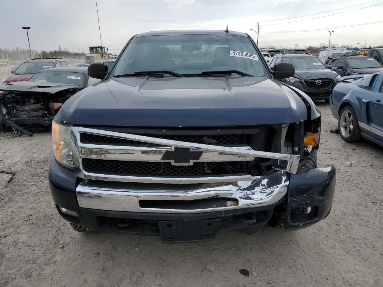 2010 Chevrolet Silverado VIN 3GCRKSE35AG190505 Copart auction photo, front end / minor dent/scratches damage thumbnail 5