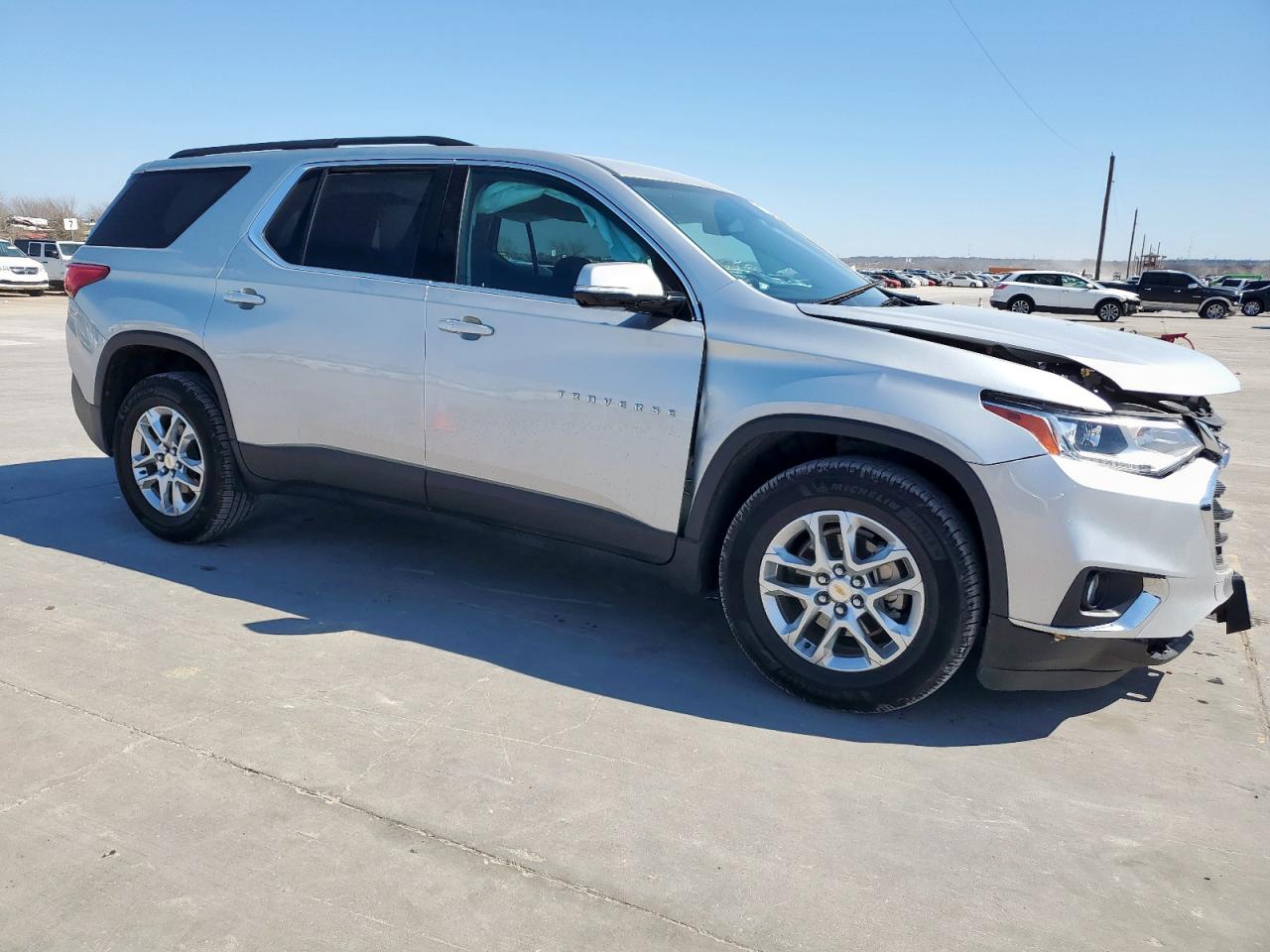 2020 Chevrolet Traverse VIN 1GNERGKW3LJ116935 Copart auction photo, front end / mechanical damage thumbnail 4