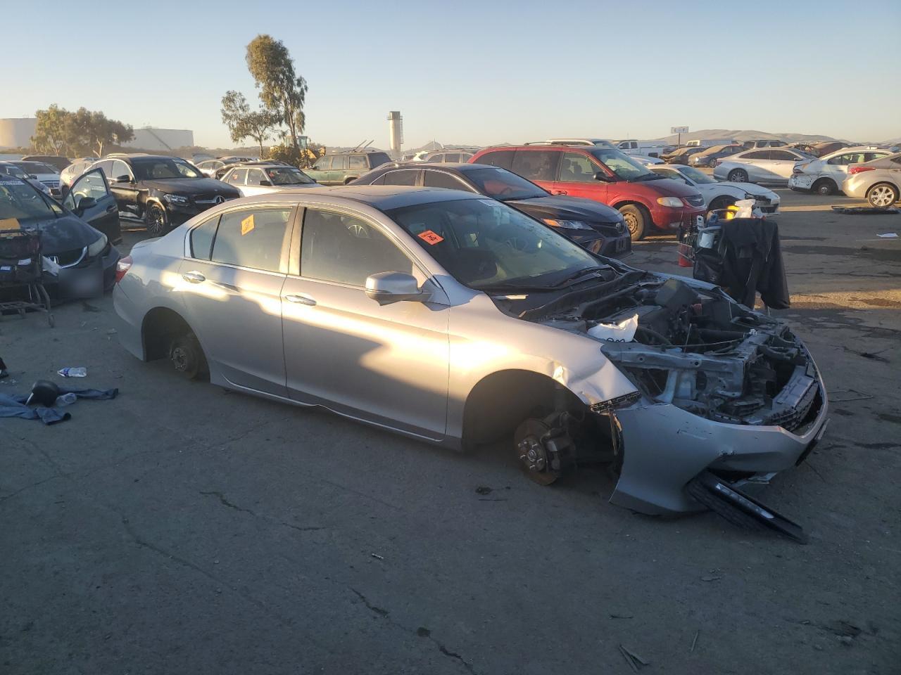2016 Honda Accord VIN 1HGCR2F88GA225493 Copart auction photo, vandalism / stripped damage thumbnail 4