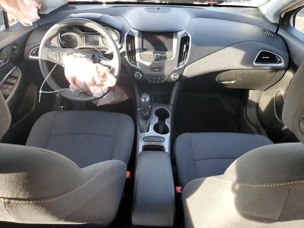 2019 Chevrolet Cruze VIN 3G1BC6SM2KS594968 Copart auction photo, front end damage thumbnail 8
