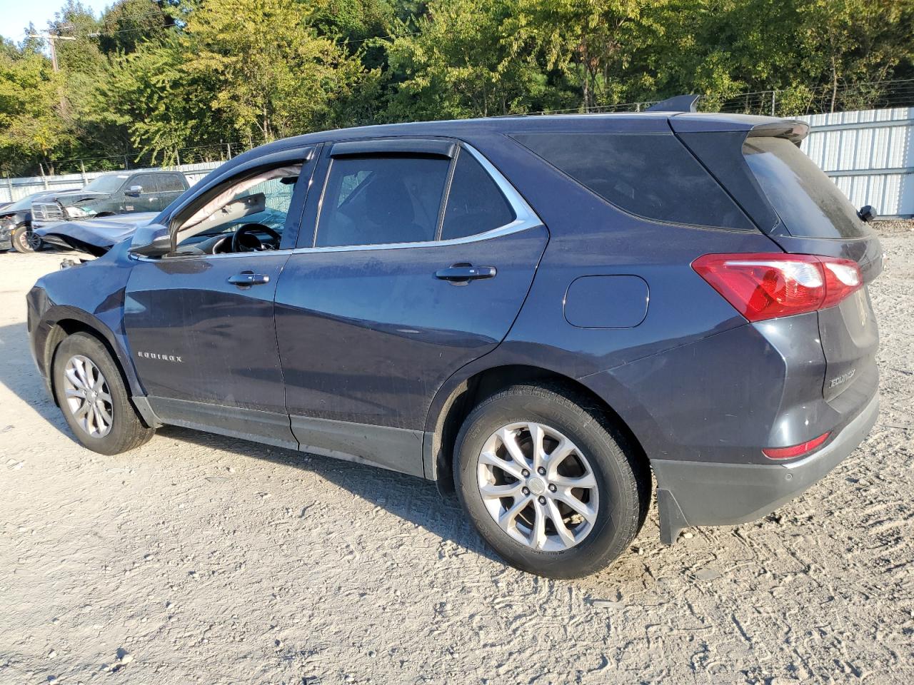 2018 Chevrolet Equinox VIN 3GNAXSEV8JS599327 Copart auction photo, front end / minor dent/scratches damage thumbnail 2