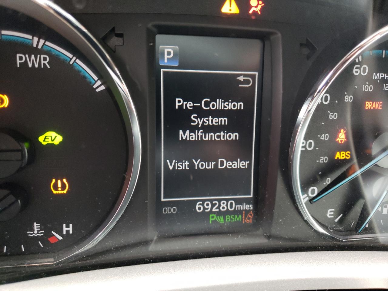 2016 Toyota RAV 4 VIN JTMRJREV2GD010867 Copart auction photo, rear end damage thumbnail 9