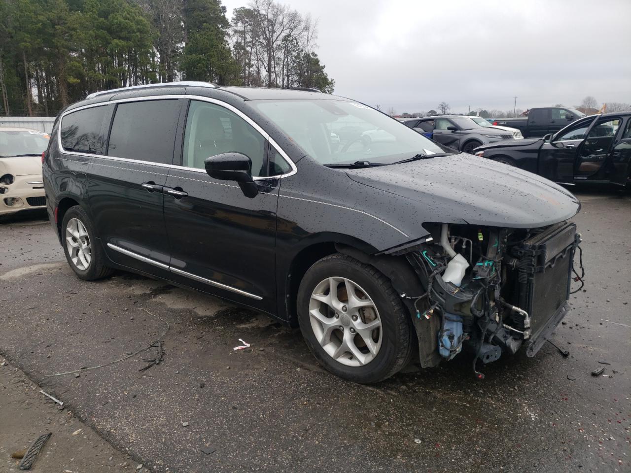2017 Chrysler Pacifica VIN 2C4RC1EG0HR518248 Copart auction photo, all over / frame damage damage thumbnail 4