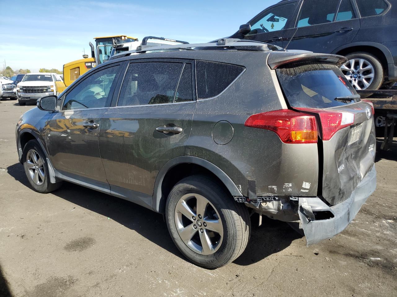 2015 Toyota RAV 4 VIN 2T3RFREV0FW252897 Copart auction photo, rear end / hail damage thumbnail 2