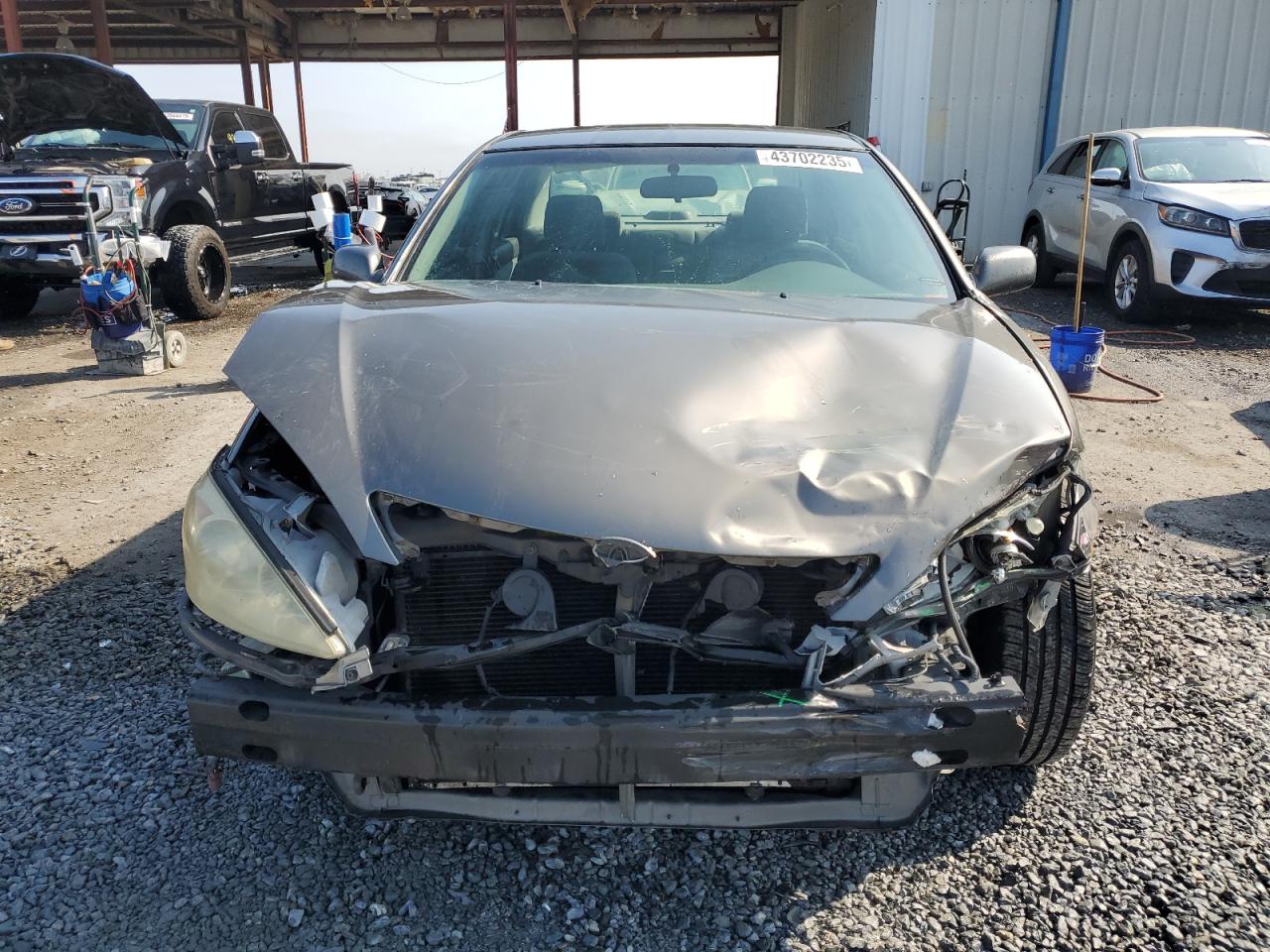 2002 Toyota Camry VIN 4T1BE32K02U516862 Copart auction photo, front end damage thumbnail 5