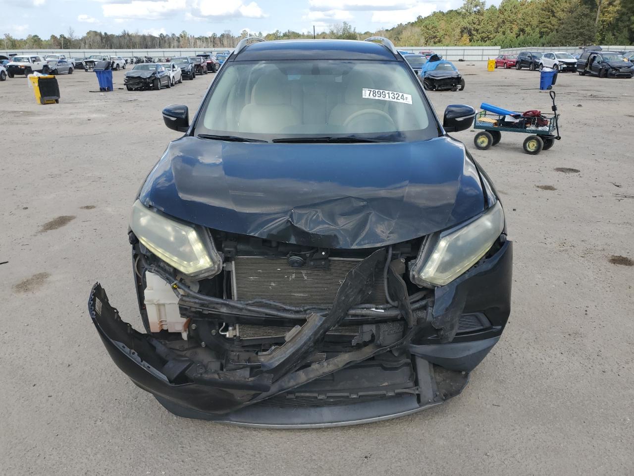 2015 Nissan Rogue VIN 5N1AT2MT9FC839742 Copart auction photo, front end / side damage thumbnail 5